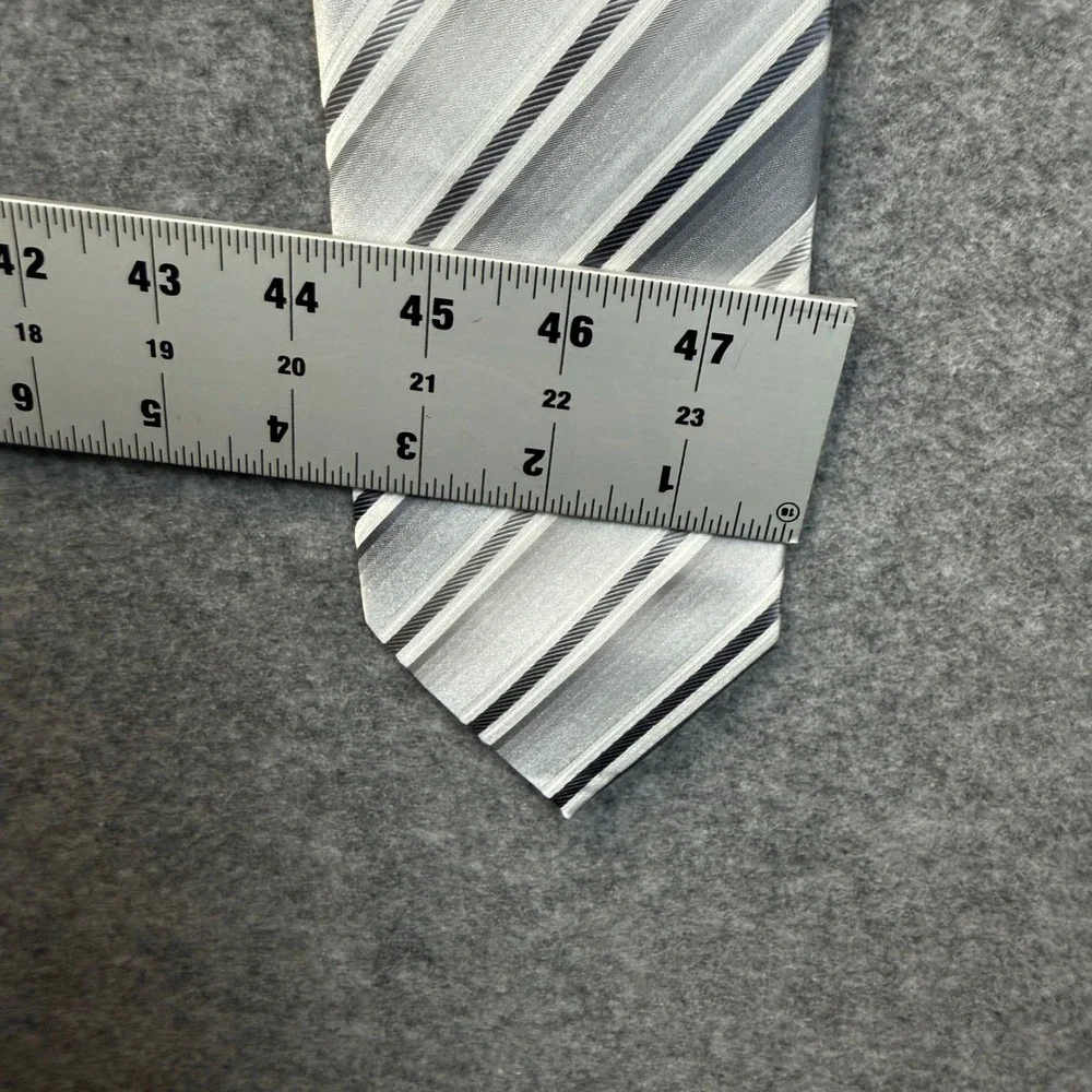 John Ashford Mens Silver White Black Striped Polyester Necktie FN13BX38‎ NEW